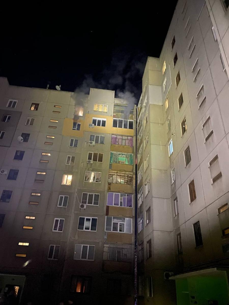 У Кіровоградській області дрон РФ влучив у багатоповерхівку