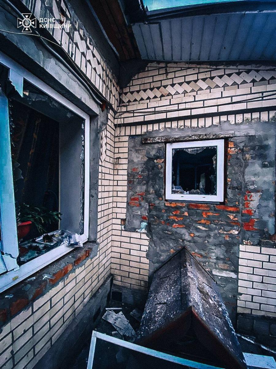 Наслідки удару РФ по Київщині в ніч на 20 лютого 2025 Наслідки удару РФ по Київщині в ніч на 20 лютого 2025