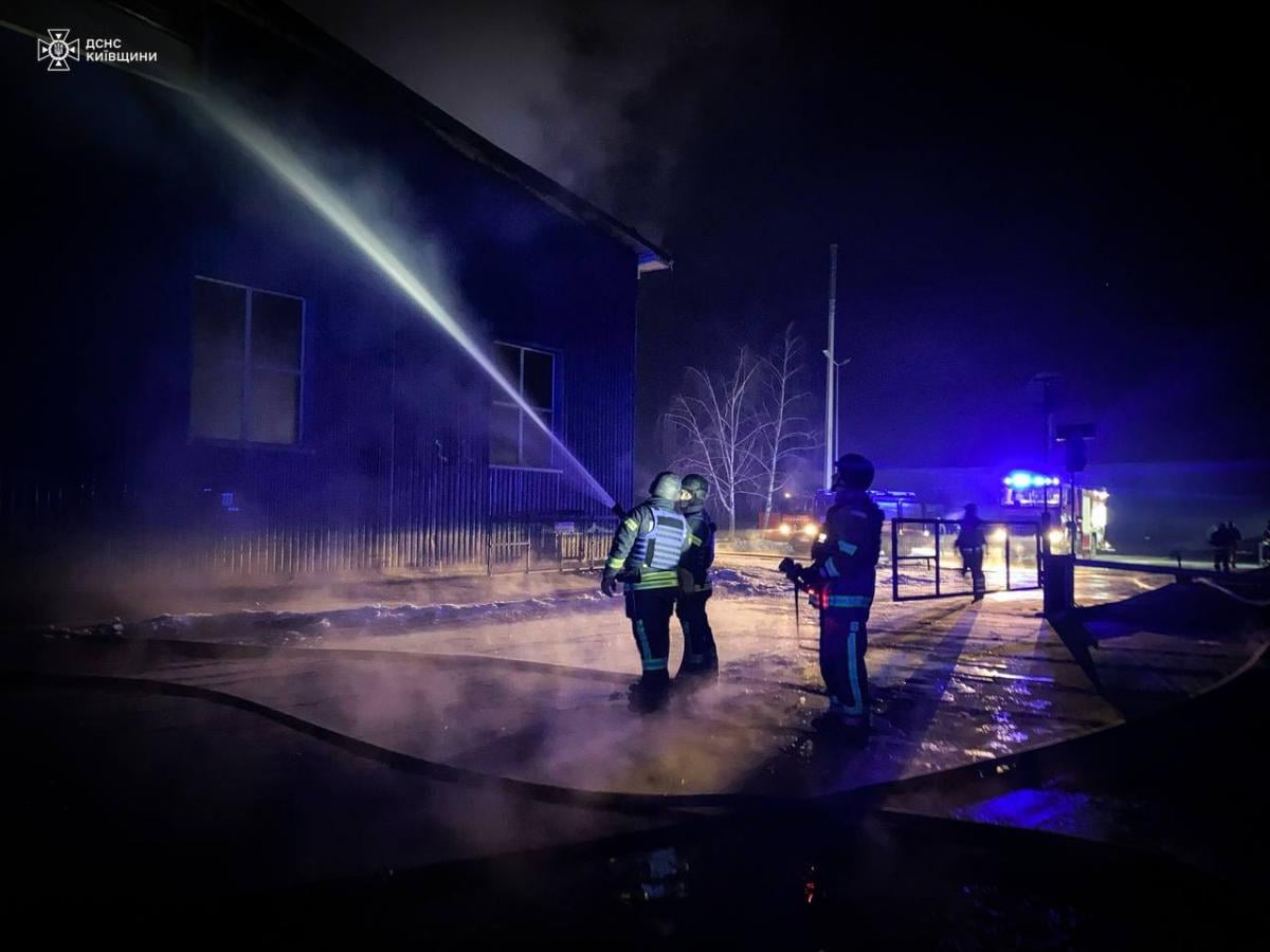 Наслідки удару окупантів по Київській області в ніч на 22 лютого 2025