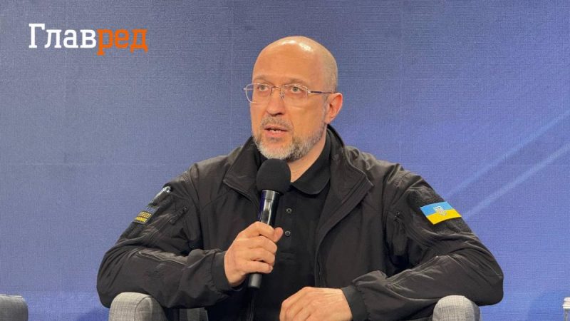 Кабмин продлит сроки перебронирования работников предприятий: названа дата