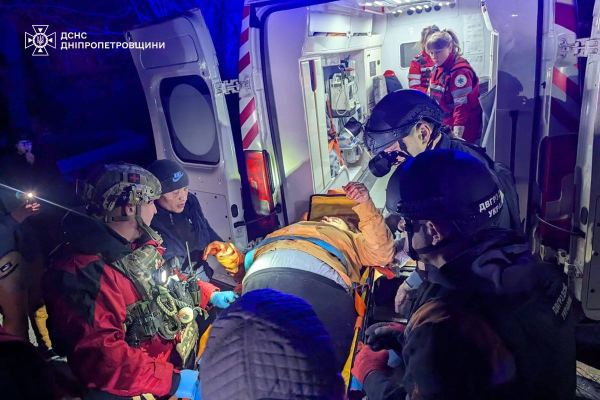 Ракетный удар по Кривому Рогу 