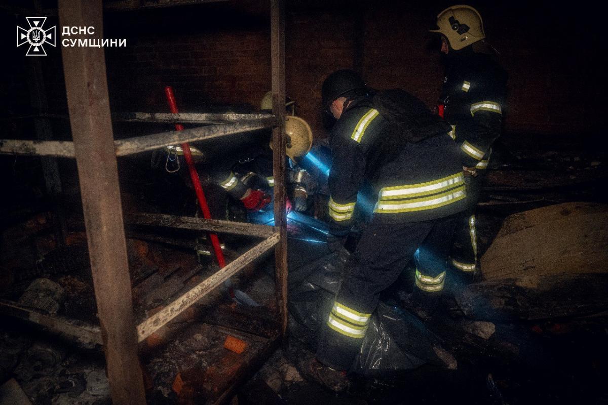 Удар по терминалу Новой почты в Сумах