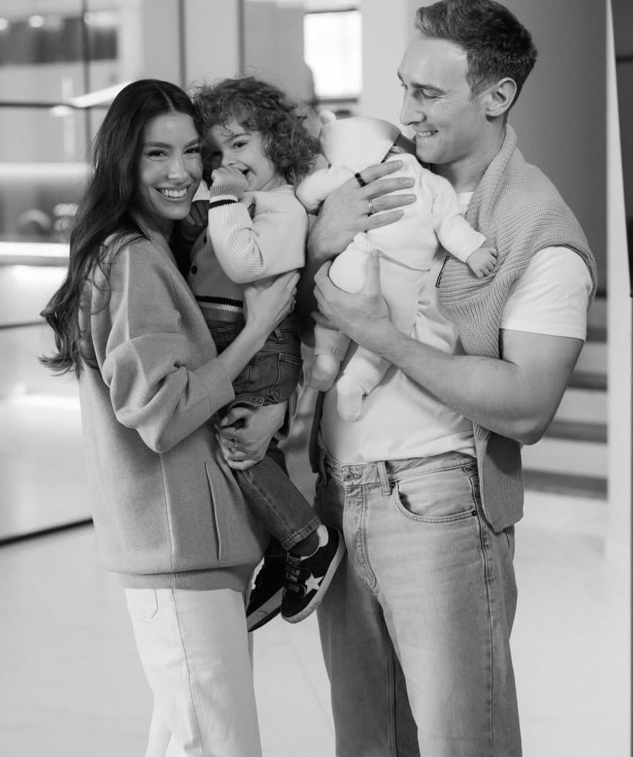 Иракли Макацария и Лиза Чичуа с детьми Иракли Макацария и Лиза Чичуа с детьми