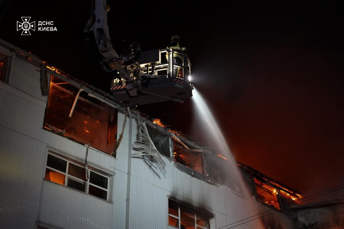 Ліквідація наслідків атаки РФ на Київ 23 березня
