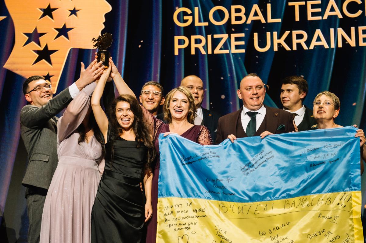 Подякувати тим, хто вплинув на кожного: стартував прийом заявок на Global Teacher Prize Ukraine 2025