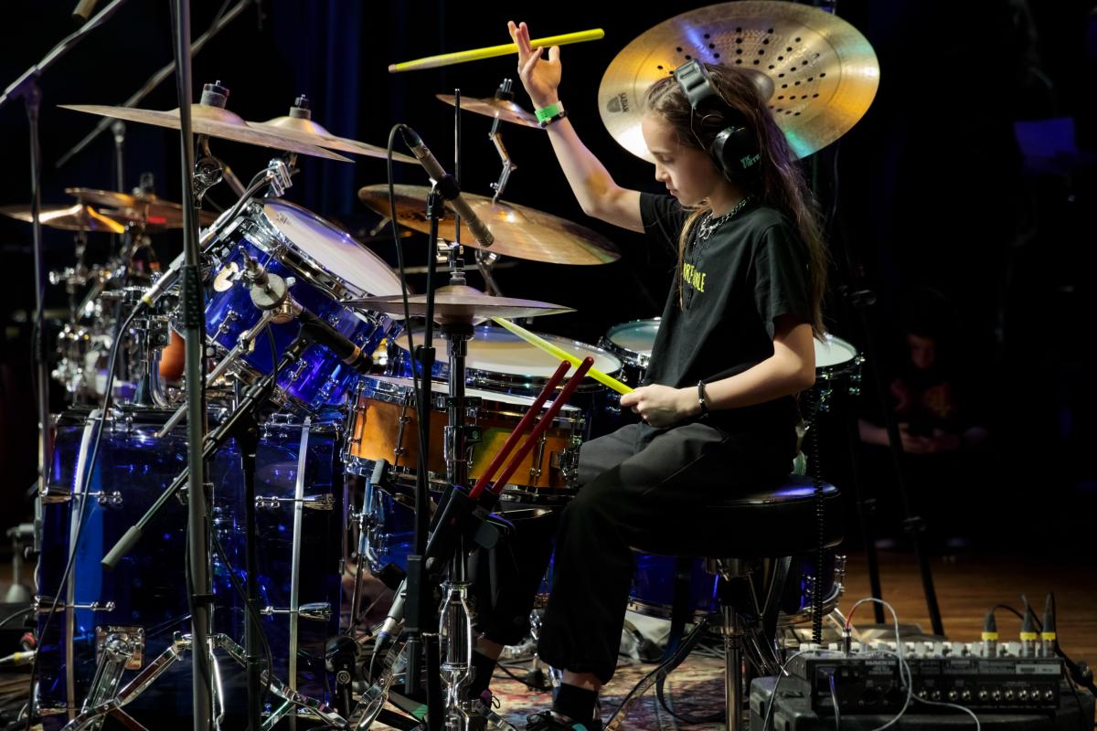 Перспективи й користь гри на барабанах: інтерв'ю з організаторами Drum Island Fest Перспективи й користь гри на барабанах: інтерв'ю з організаторами Drum Island Fest