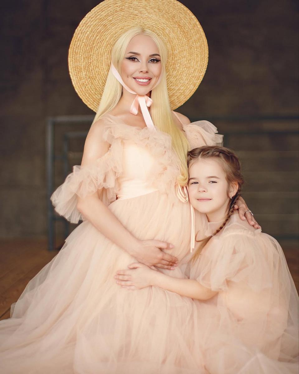 СолоХа зі старшою донькою СолоХа зі старшою донькою