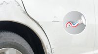 Как удалить царапины с кузова автомобиля: эффективное копеечное средство