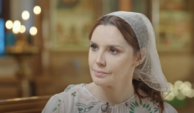 Оксана Марченконың кискасы мен кеудесі