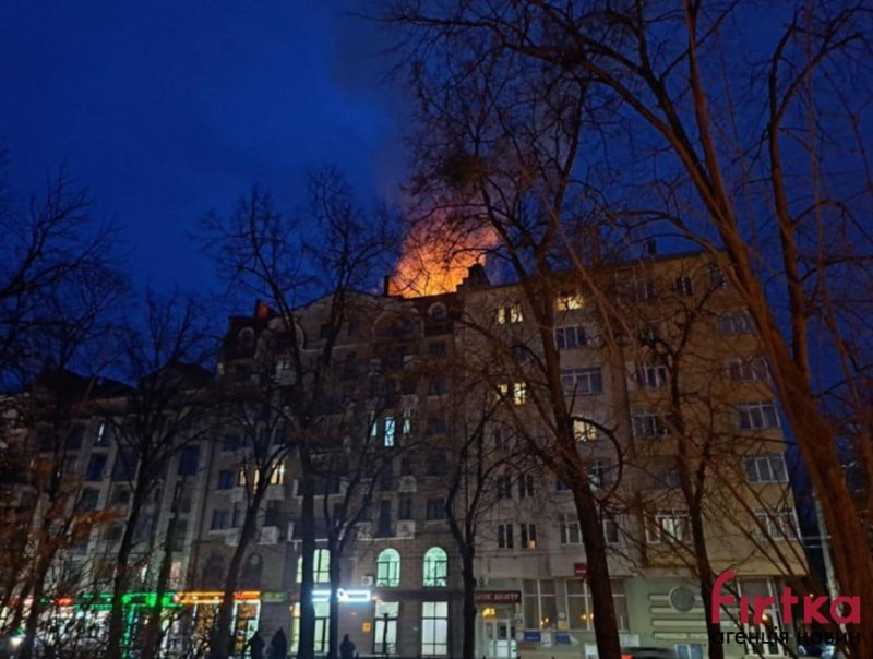 В центре Ивано-Франковска прогремели взрывы: что известно о жертве и пострадавших