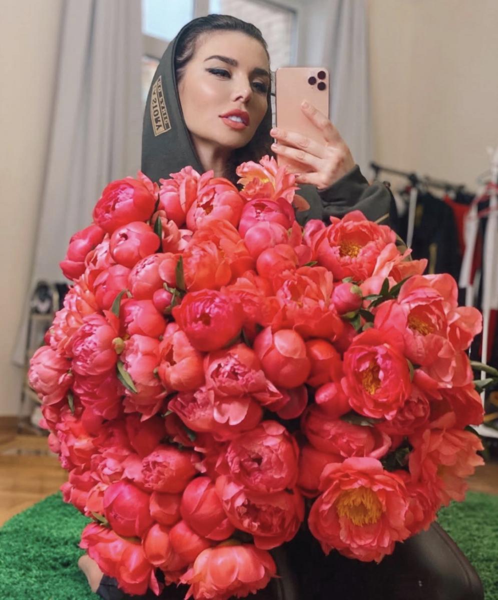 Ліза Ющенко і Седокова - сестри за зовнішністю 