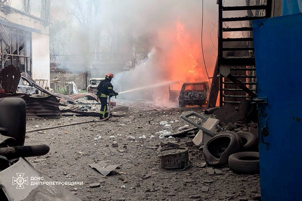 Наслідки удару РФ по Кривому Рогу 2 квітня 2025 року