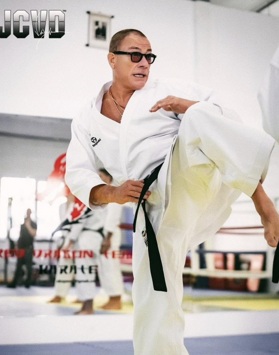 Жан Клоду Ван Дамму грозит серьезное разбирательство  Жан Клоду Ван Дамму грозит серьезное разбирательство