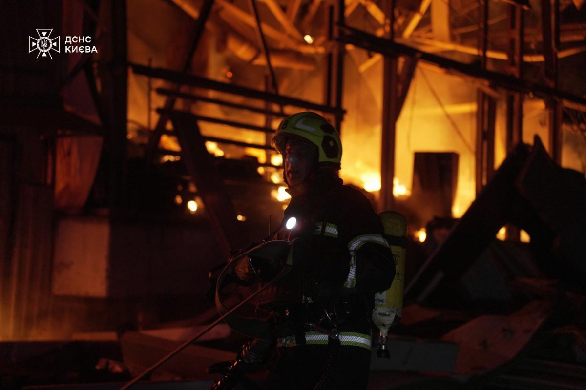 Удар РФ по Києву в ніч на 12 квітня