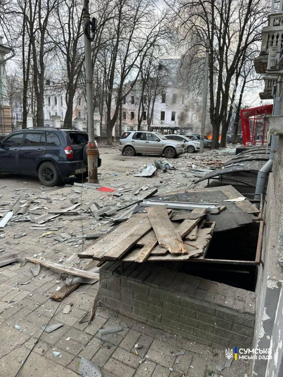 Ракетный удар по Сумам 13 апреля