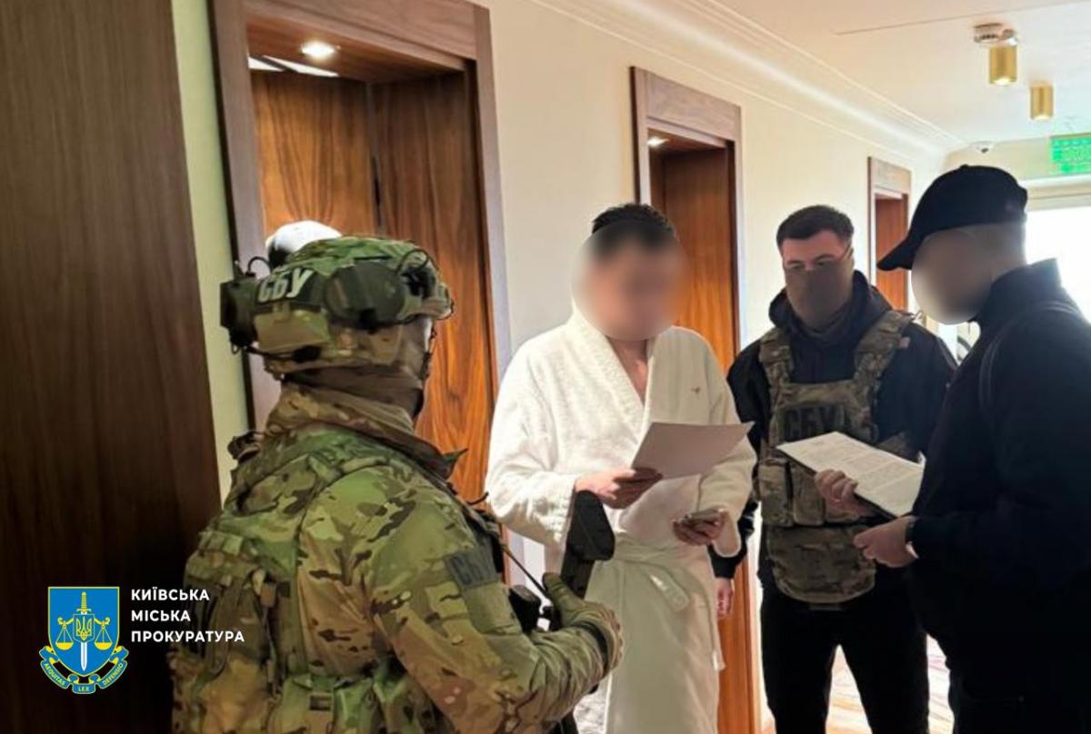 Замглавы КГГА получил подозрение