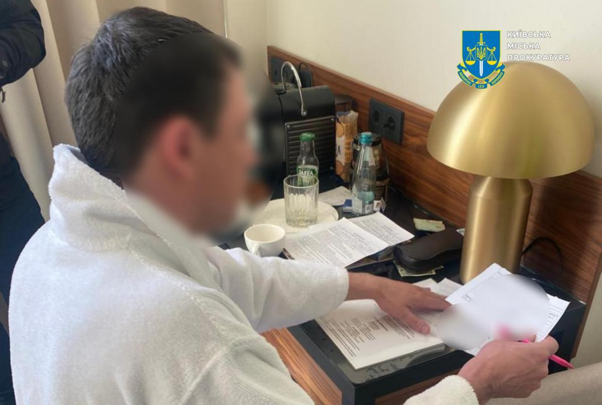 Замглавы КГГА получил подозрение