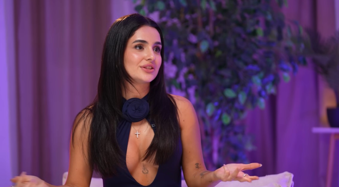 Анна Трінчер