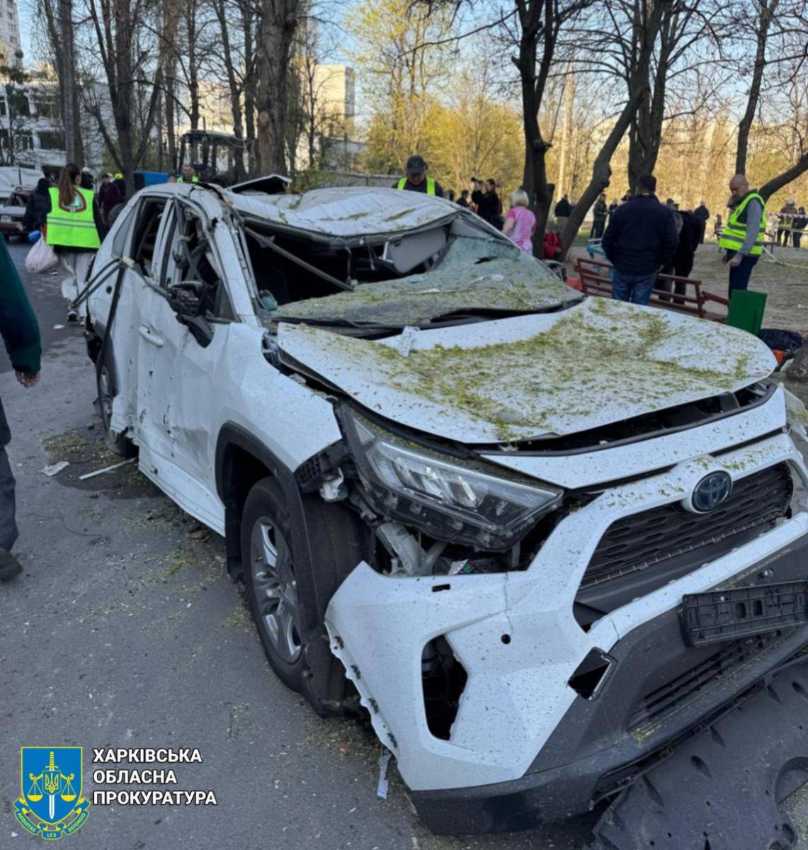 Наслідки ракетного удару РФ по Харкову 18 квітня Наслідки ракетного удару РФ по Харкову 18 квітня