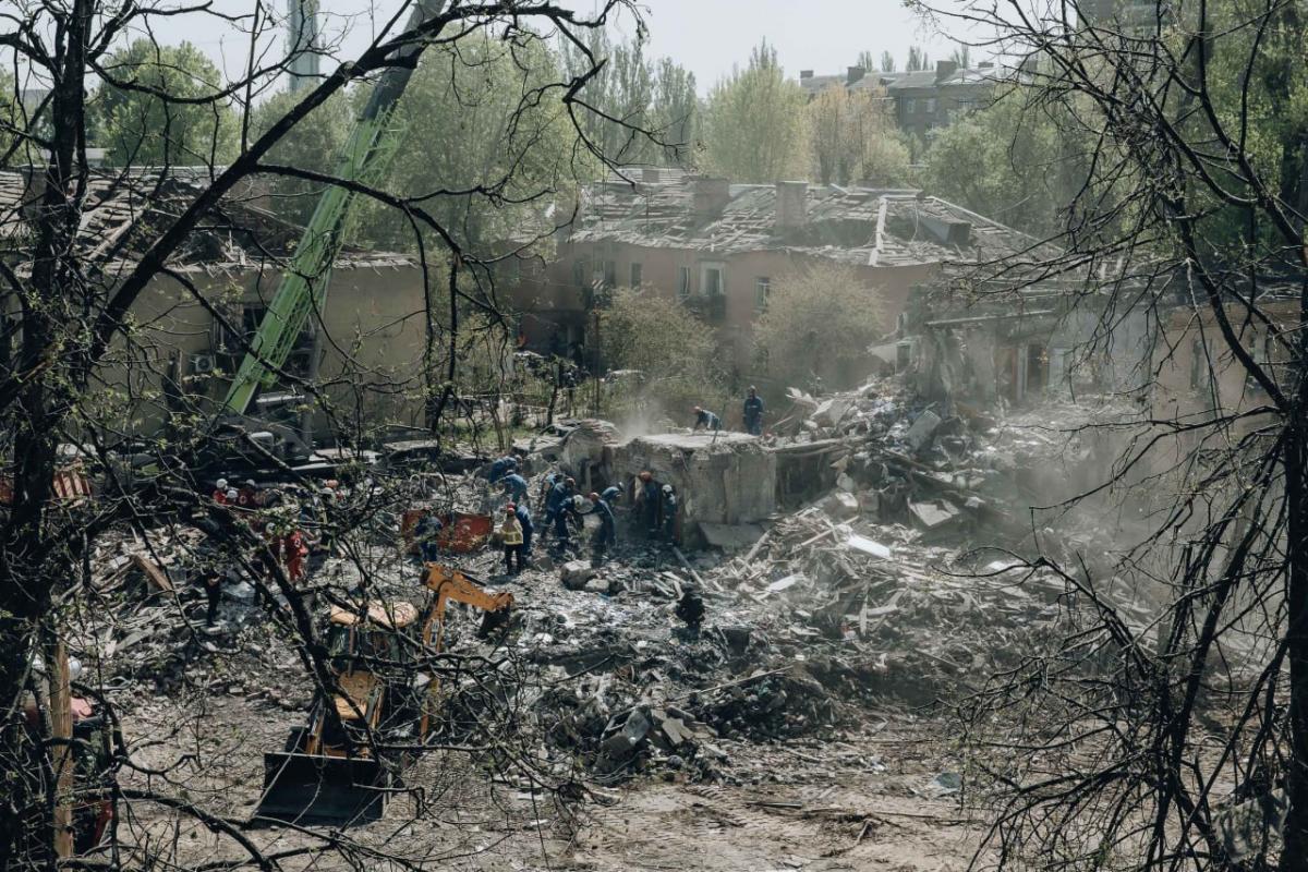 Наслідки російського ракетного удару по Києву 24 квітня 2025 року