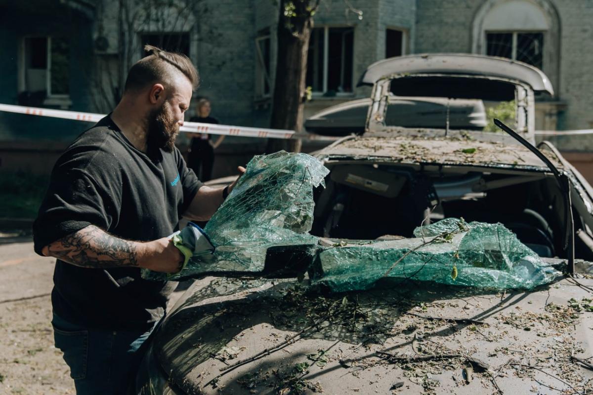 Наслідки російського ракетного удару по Києву 24 квітня 2025 року