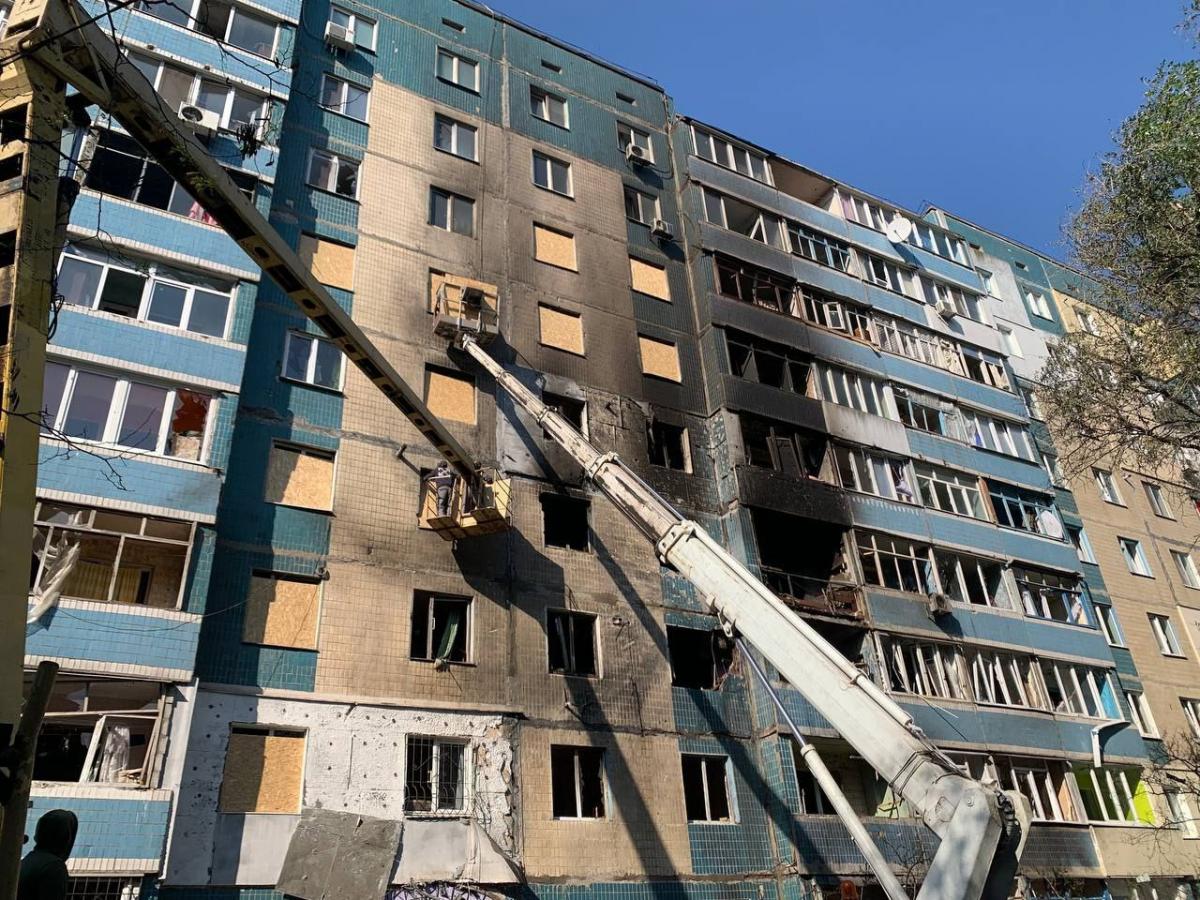 Дрон вдарив по житловому будинку Дрон вдарив по житловому будинку