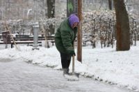 Мороз, сніг та ожеледиця: синоптики назвали регіони, на які налетить шторм