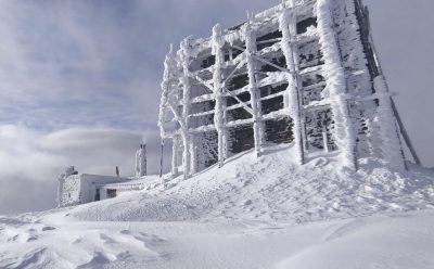 Намело 30 см снігу і мороз -18: синоптики назвали регіони, де вдарять заморозки Намело 30 см снігу і мороз -18: синоптики назвали регіони, де вдарять заморозки