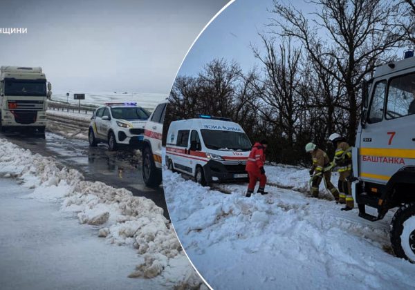 Аномальні снігопади паралізували південь: рятувальники вразили кадрами