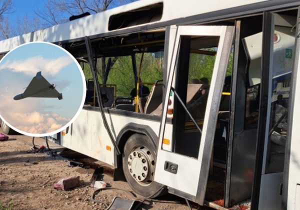 РФ атакувала дроном автобус у Марганці: є багато загиблих та постраждалих