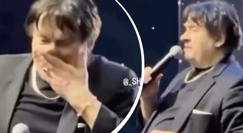 Російський співак витер соплі об прихильниць на концерті: епічне відео