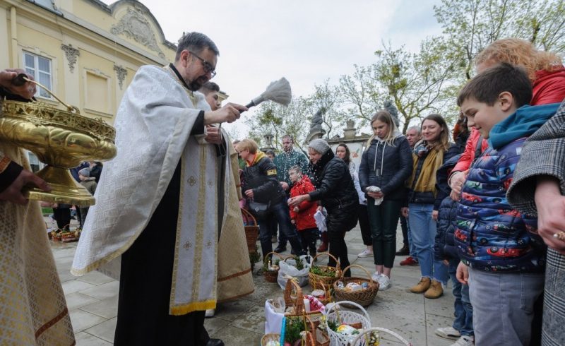 Ударит сильное тепло: стала известна погода на Пасху