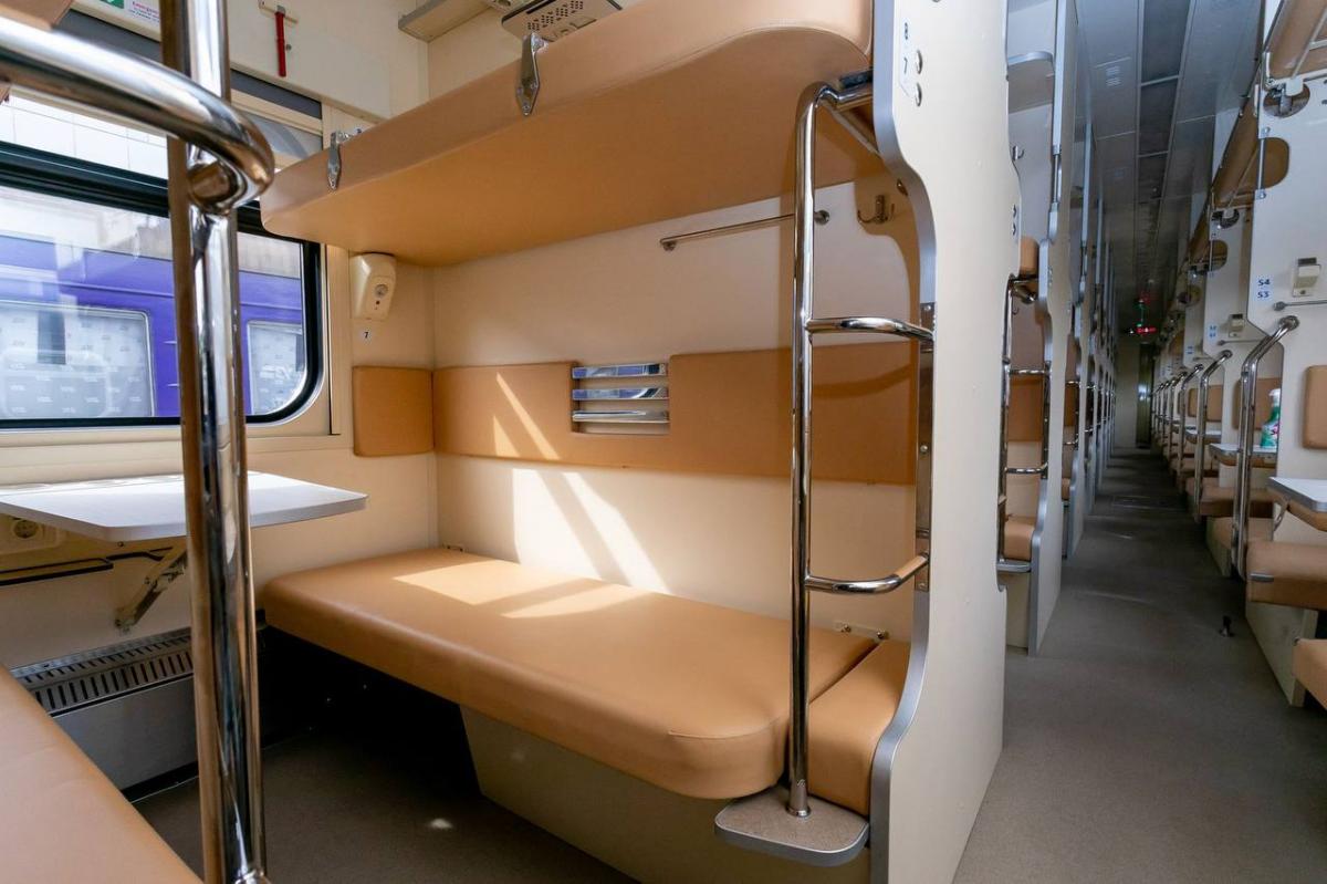 Нові вагони Укрзалізниці