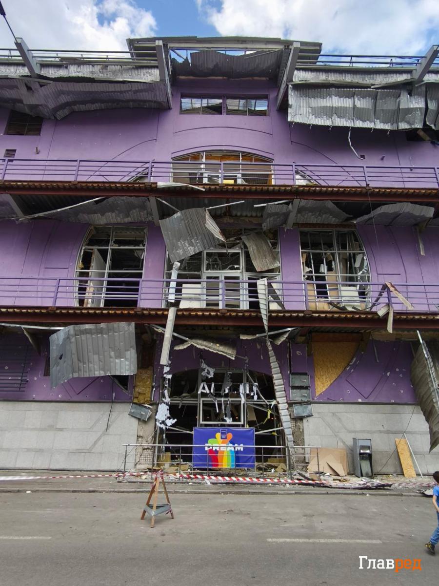 Обстріл Києва 4 травня: який зараз вигляд має місце падіння дронів на Оболоні Обстріл Києва 4 травня: який зараз вигляд має місце падіння дронів на Оболоні