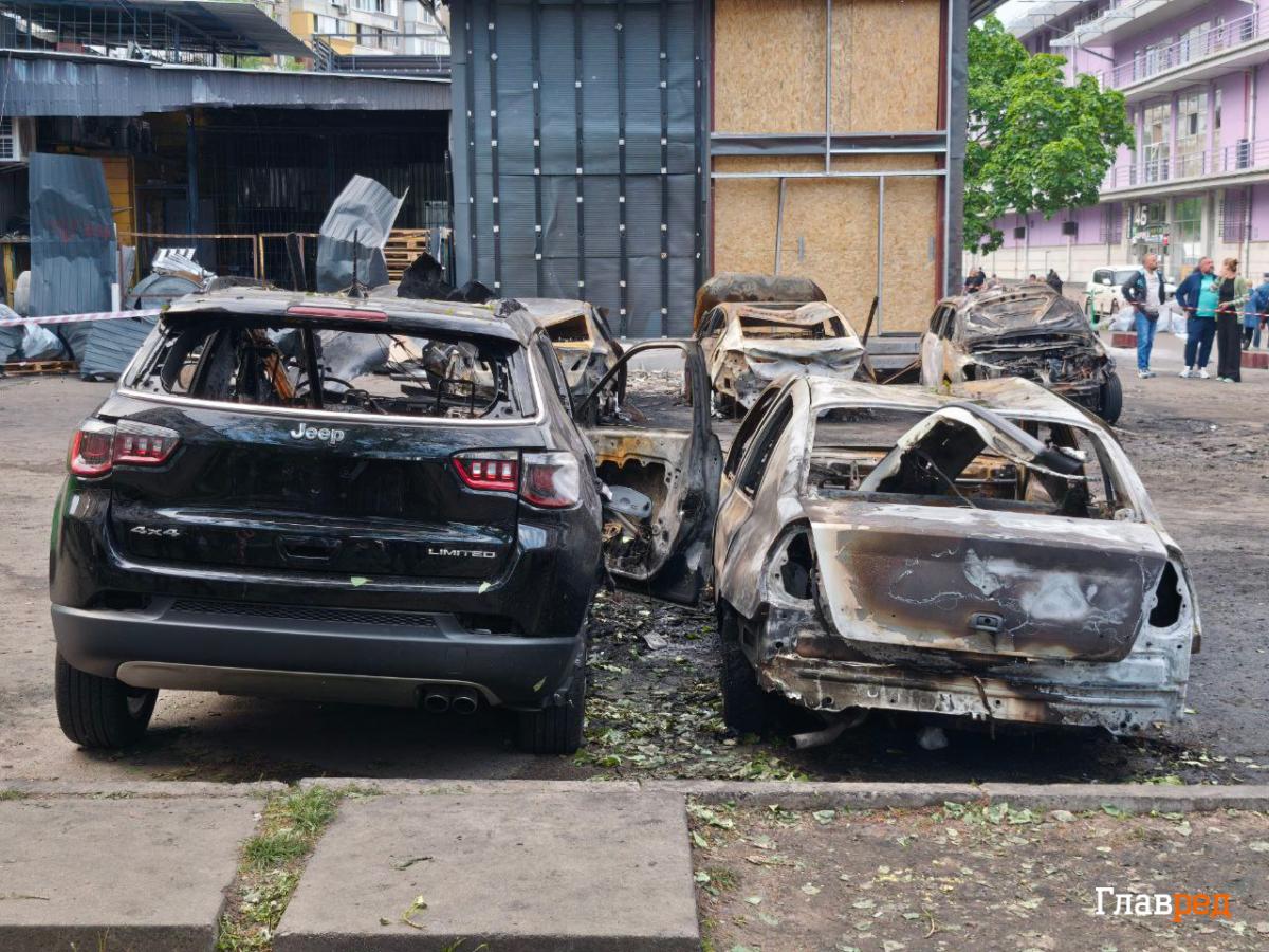 Обстріл Києва 4 травня: який зараз вигляд має місце падіння дронів на Оболоні Обстріл Києва 4 травня: який зараз вигляд має місце падіння дронів на Оболоні