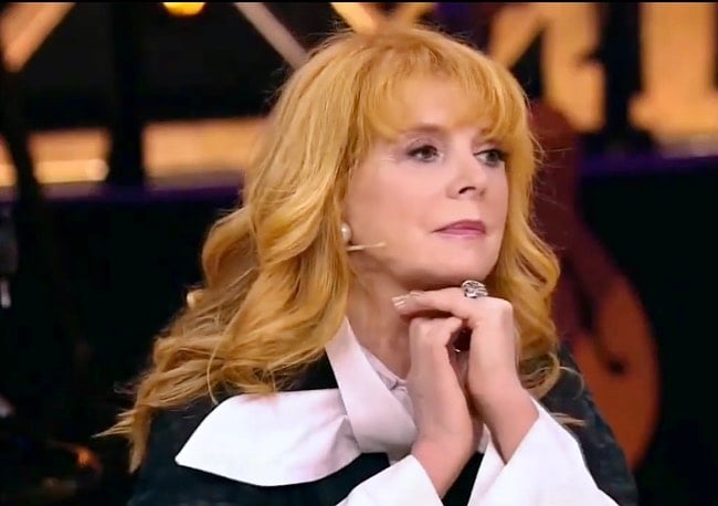 Клара Новікова не зраджує своєму стилю Клара Новікова не зраджує своєму стилю