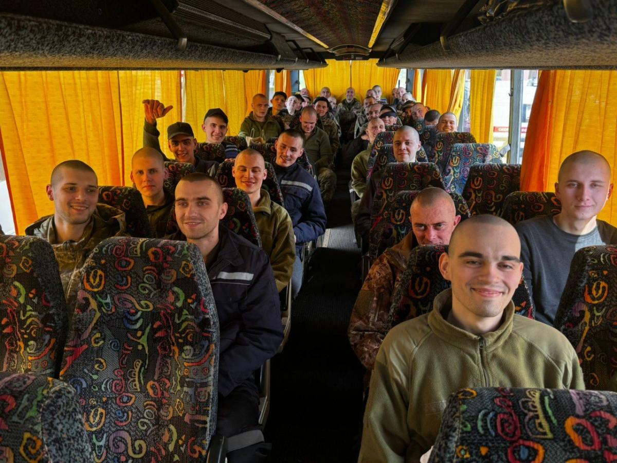 Обмін полоненими 6 травня 2025 року Обмін полоненими 6 травня 2025 року