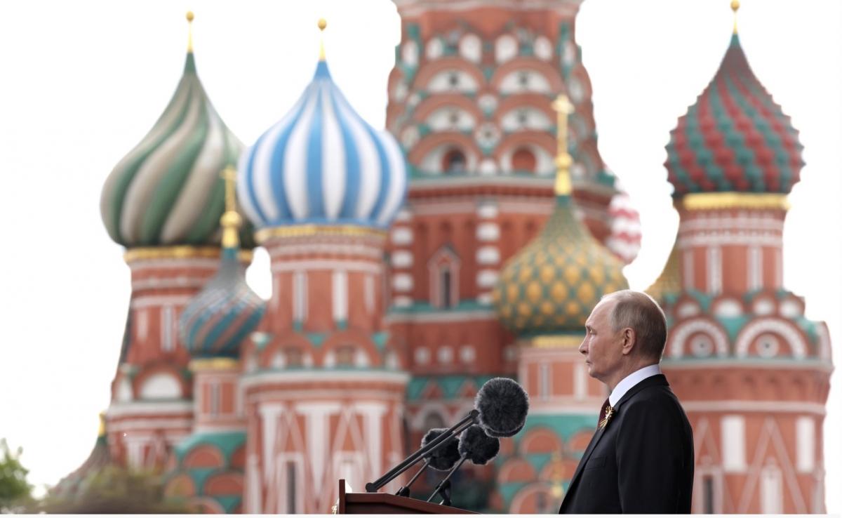 Саме Трамп зараз штовхає переговори вперед і впливає на Путіна, вважає Фесенко Саме Трамп зараз штовхає переговори вперед і впливає на Путіна, вважає Фесенко