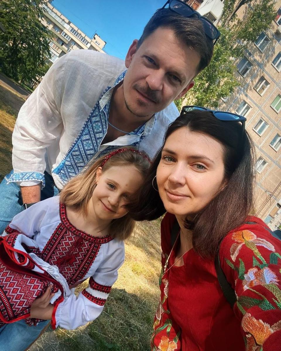 Андрій Ісаєнко з родиною Андрій Ісаєнко з родиною