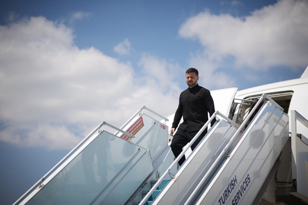 Зеленский, по словам Загороднего, сыграл неожиданно для Путина, Трампа и Европы, когда заявил о готовности к переговорам с РФ