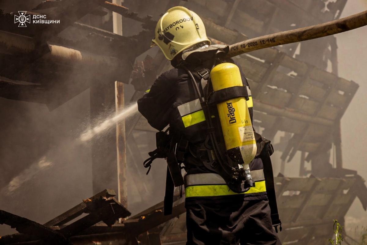 Ликвидация пожара на Белоцерковской ТЭЦ Ликвидация пожара на Белоцерковской ТЭЦ