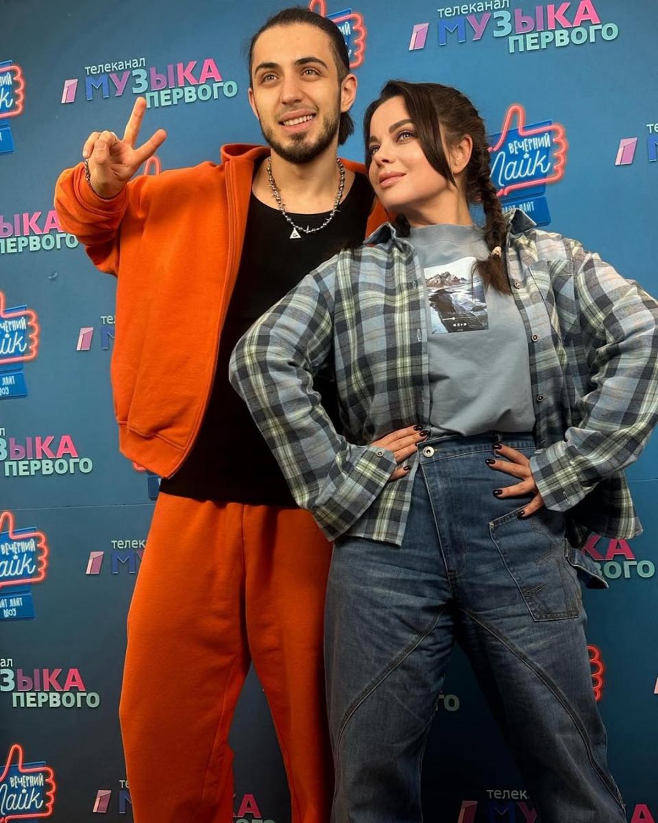 Наташа Корольова продовжує виступати в РФ Наташа Корольова продовжує виступати в РФ