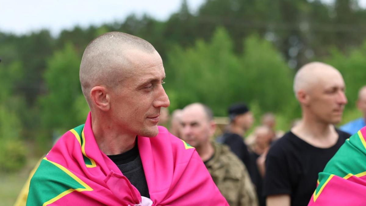 Обмін полоненими з Росією: Зеленський оголосив про повернення додому 303 героїв