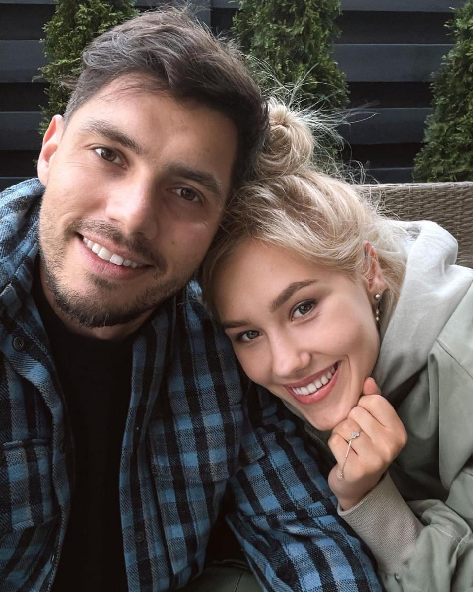 Квіткова і Добринін розлучилися після 3 років шлюбу Квіткова і Добринін розлучилися після 3 років шлюбу