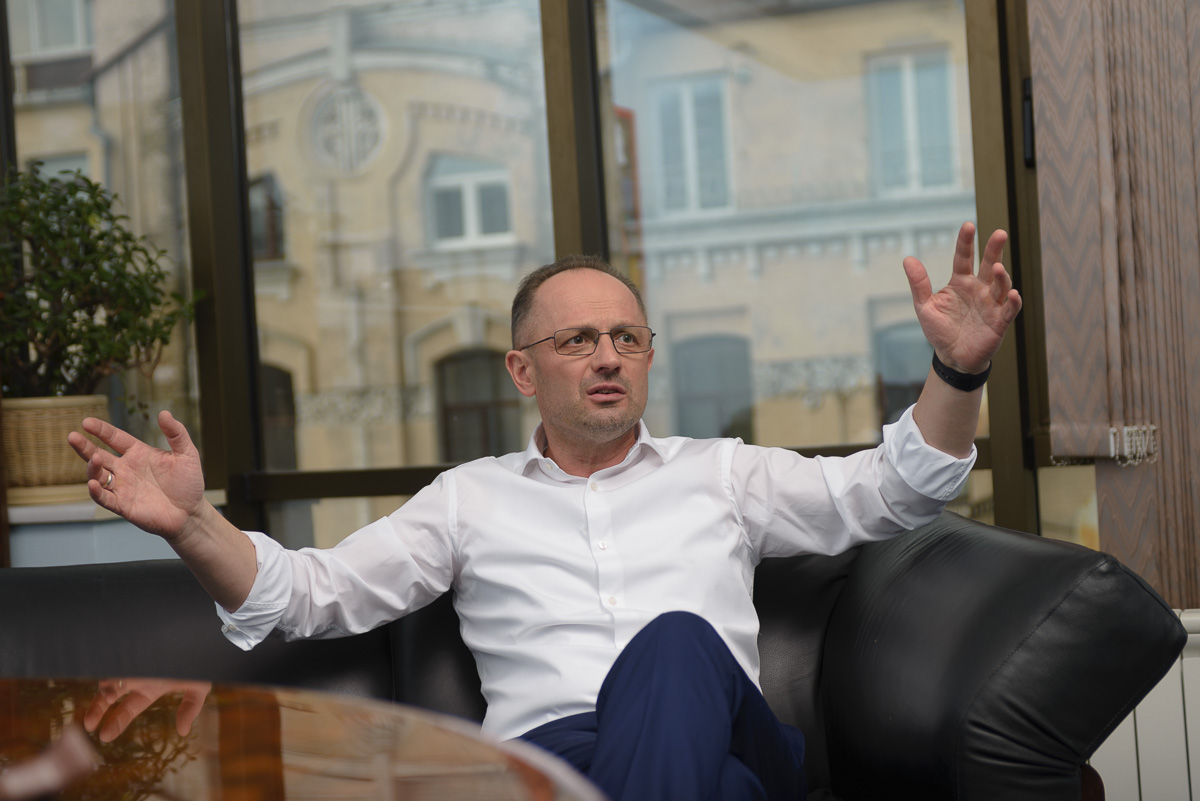 Роман Безсмертний