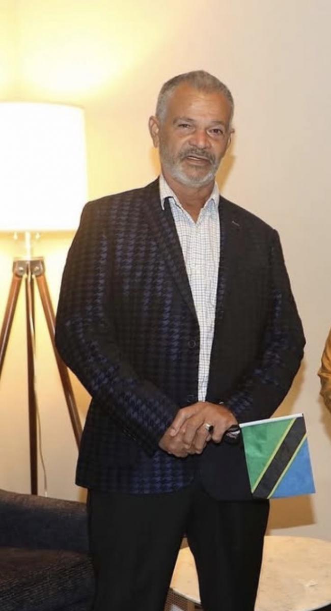 Батько Ріанни помер у віці 70 років Батько Ріанни помер у віці 70 років