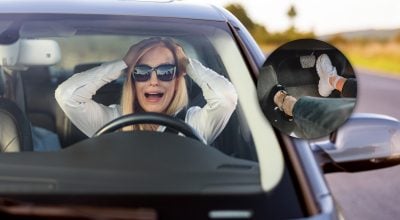 'Світить' великий штраф: в якому взутті не варто сідати за кермо автомобіля 'Світить' великий штраф: в якому взутті не варто сідати за кермо автомобіля