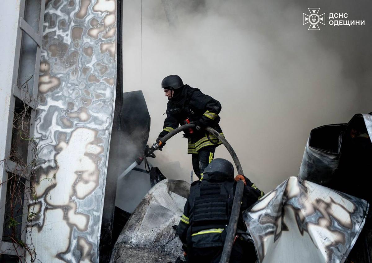 Атака дронов по Одессе 3 июня Атака дронов по Одессе 3 июня