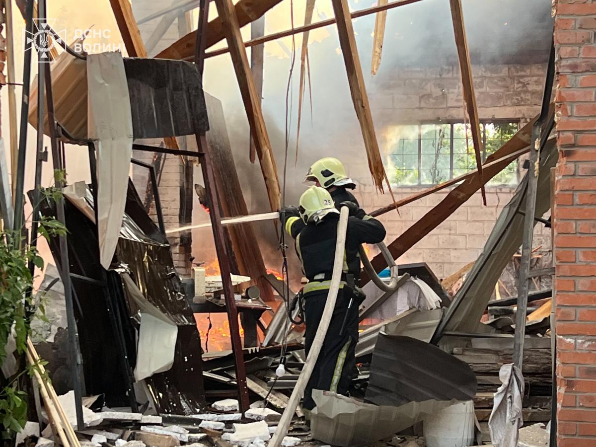 Ликвидация последствий вражеской атаки на Луцк 6 июня