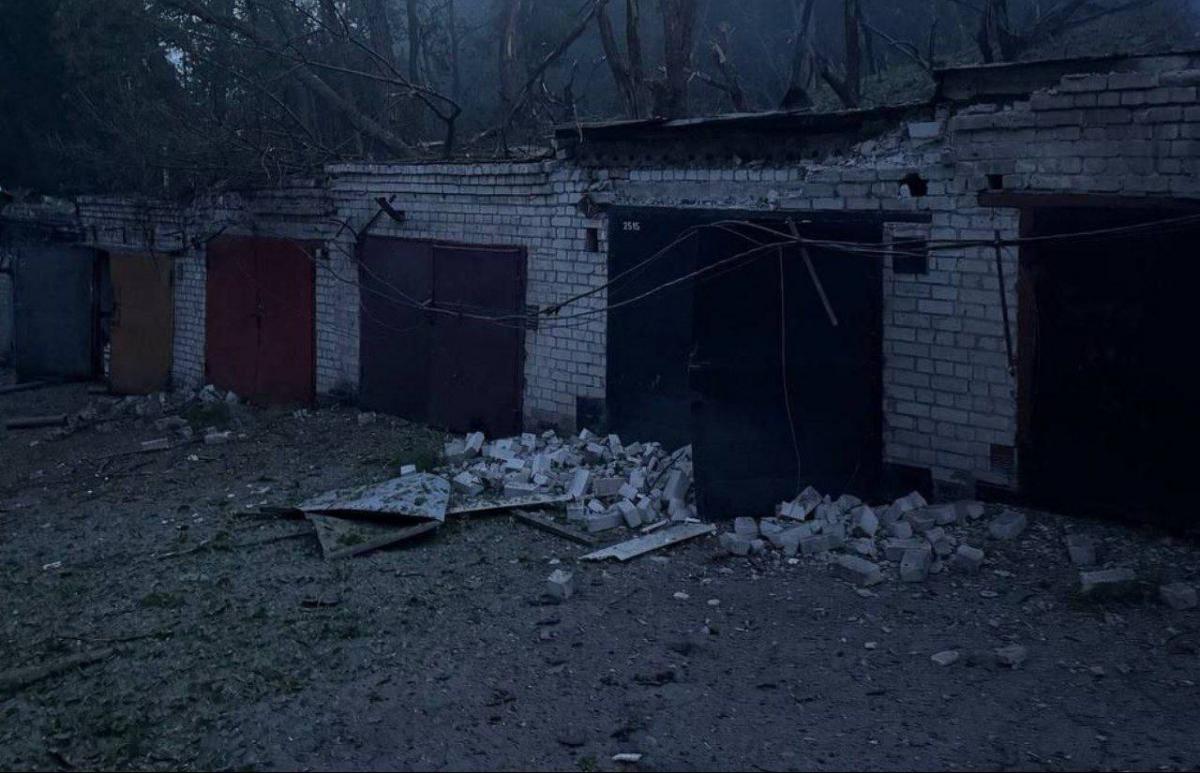 Наслідки удару по Дніпропетровській області у ніч на 7 червня 2025 року Наслідки удару по Дніпропетровській області у ніч на 7 червня 2025 року